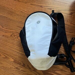 lululemon egg style backpack